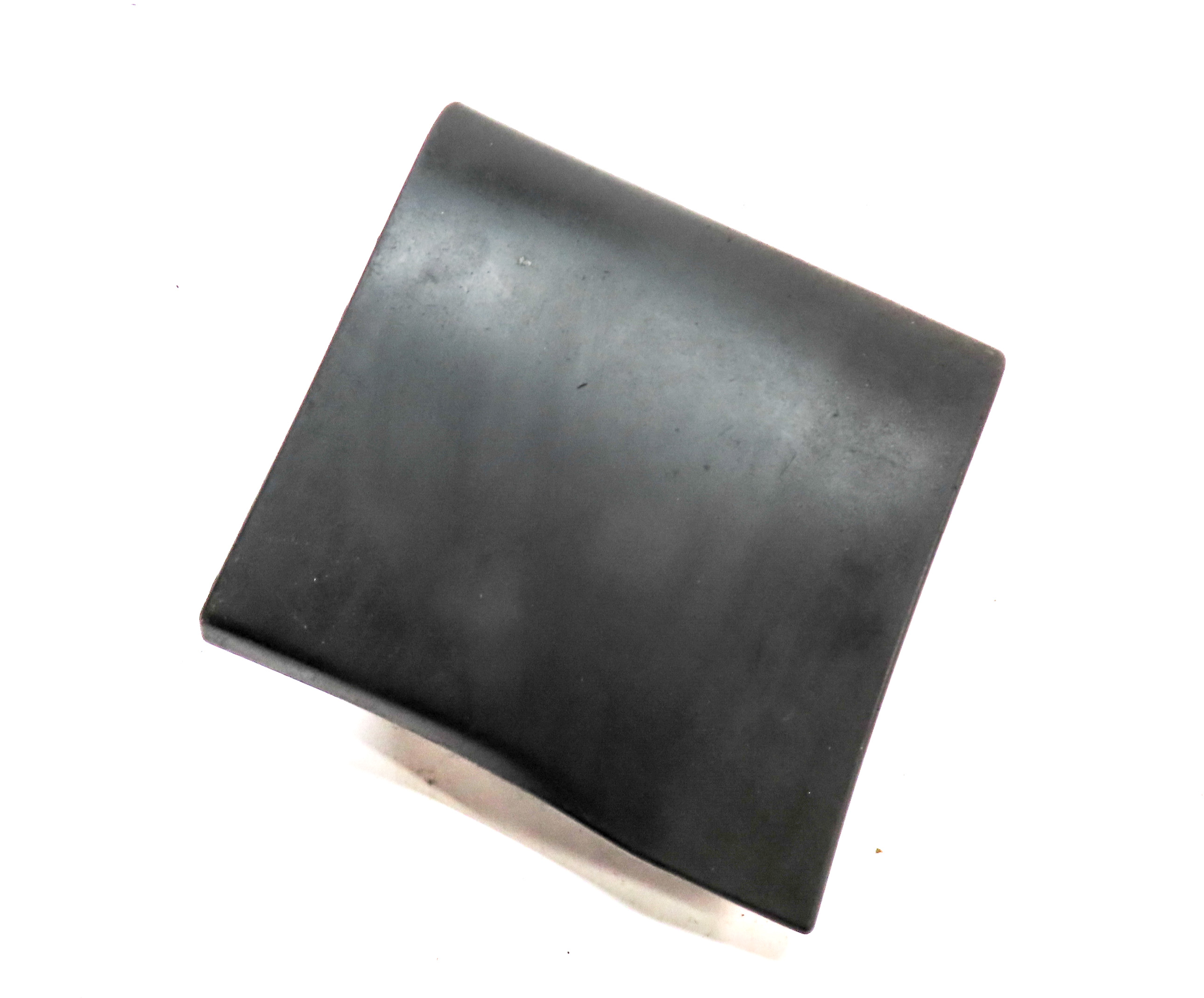 2015 RANGE ROVER SPORT (L494) FRONT LEFT DRIVER LOWER FENDER TRIM MOULDING — exact item pictured